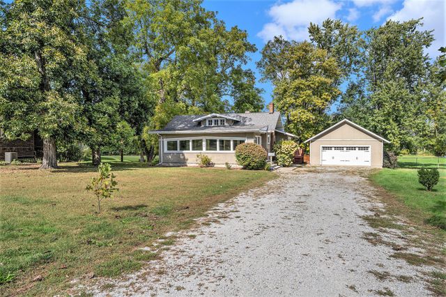 726 W Milroy Avenue, Rensselaer, IN 47978