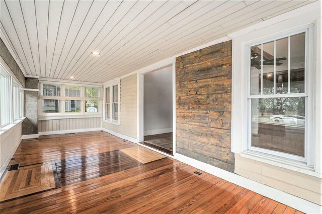 726 W Milroy Avenue, Rensselaer, IN 47978