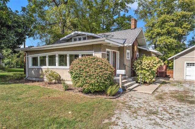 726 W Milroy Avenue, Rensselaer, IN 47978