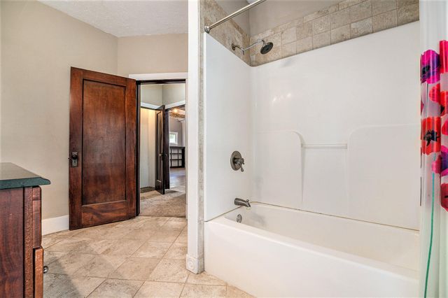 726 W Milroy Avenue, Rensselaer, IN 47978