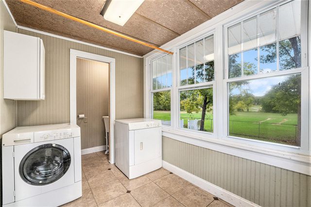 726 W Milroy Avenue, Rensselaer, IN 47978