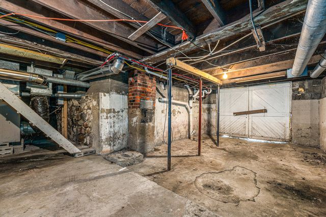 726 W Milroy Avenue, Rensselaer, IN 47978