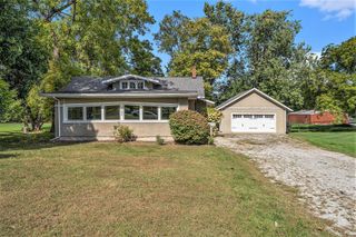 726 W Milroy Avenue, Rensselaer, IN 47978
