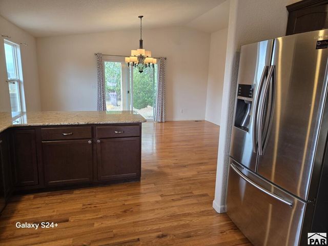1652 W Hermosa Dr, Pueblo, CO 81007
