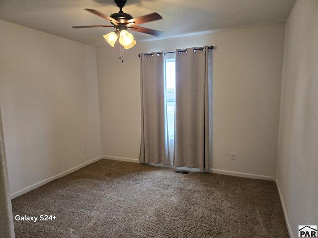 1652 W Hermosa Dr, Pueblo, CO 81007