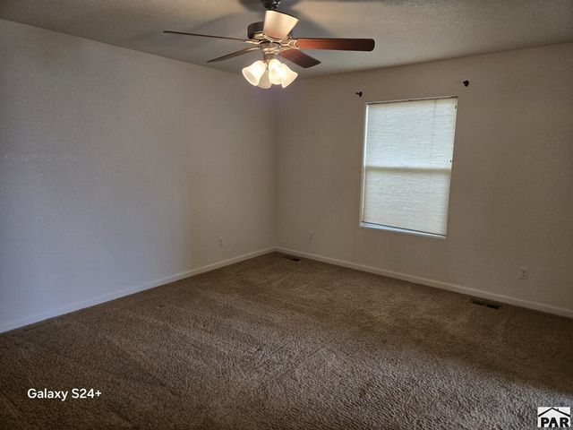 1652 W Hermosa Dr, Pueblo, CO 81007