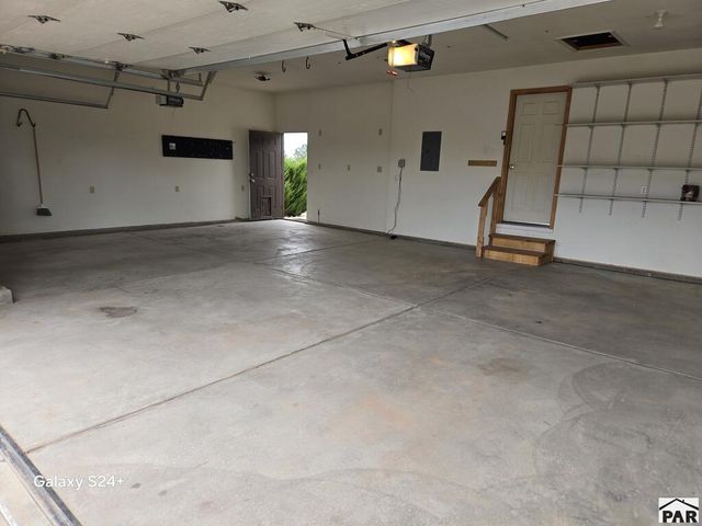 1652 W Hermosa Dr, Pueblo, CO 81007