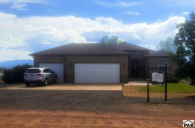 1652 W Hermosa Dr, Pueblo, CO 81007
