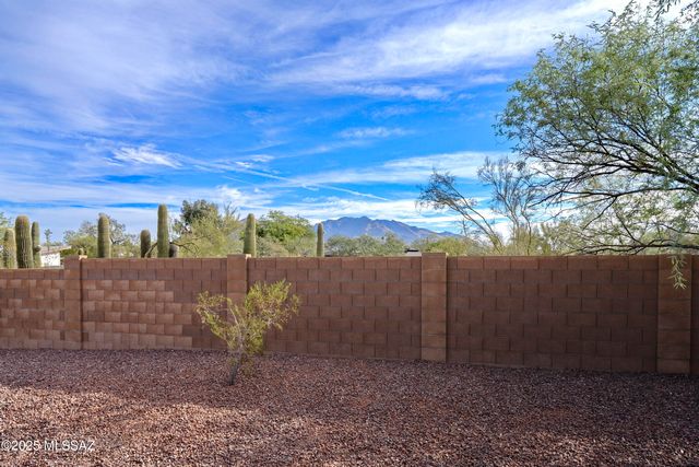 2301 W Montrose Place, Tucson, AZ 85741