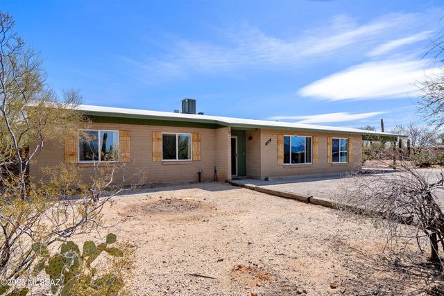 2301 W Montrose Place, Tucson, AZ 85741