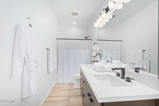 7015 E Davis Road, Scottsdale, AZ 85266