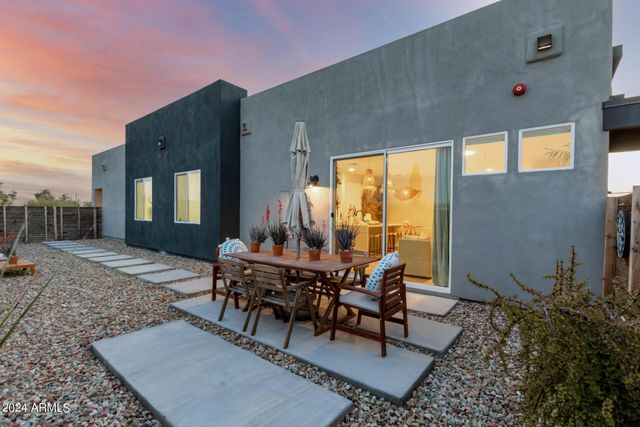 7015 E Davis Road, Scottsdale, AZ 85266