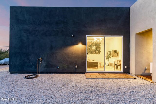 7015 E Davis Road, Scottsdale, AZ 85266