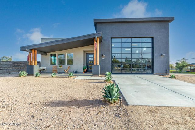 7015 E Davis Road, Scottsdale, AZ 85266