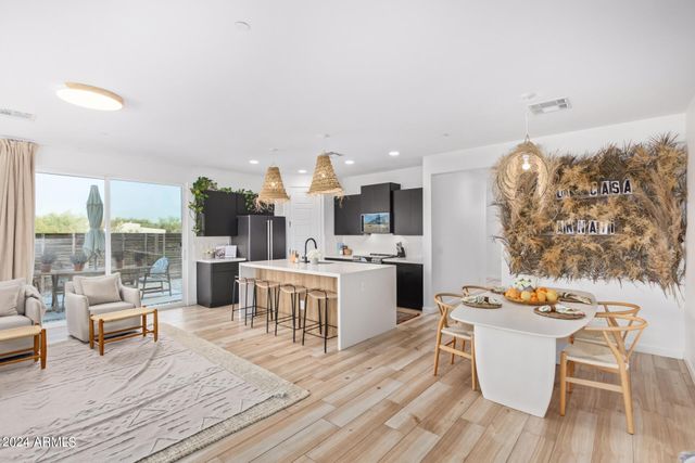 7015 E Davis Road, Scottsdale, AZ 85266