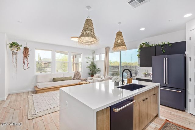 7015 E Davis Road, Scottsdale, AZ 85266