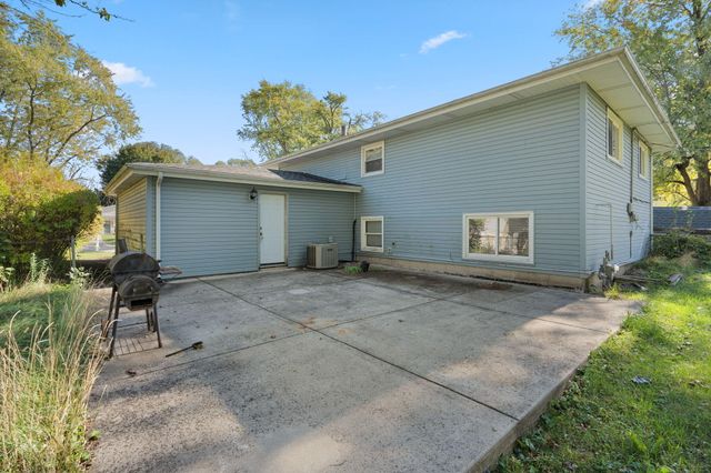 7220 Tyler Court, Merrillville, IN 46410