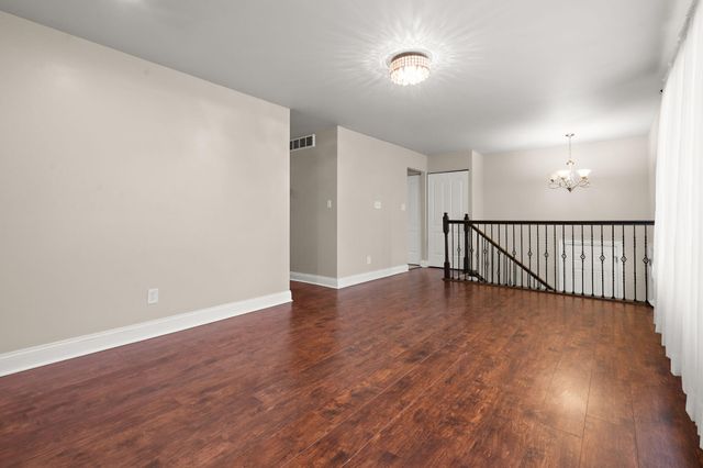 7220 Tyler Court, Merrillville, IN 46410