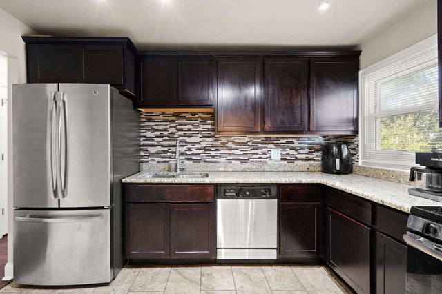 7220 Tyler Court, Merrillville, IN 46410