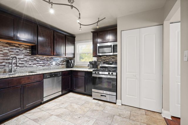 7220 Tyler Court, Merrillville, IN 46410