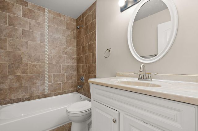 7220 Tyler Court, Merrillville, IN 46410