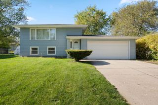 7220 Tyler Court, Merrillville, IN 46410