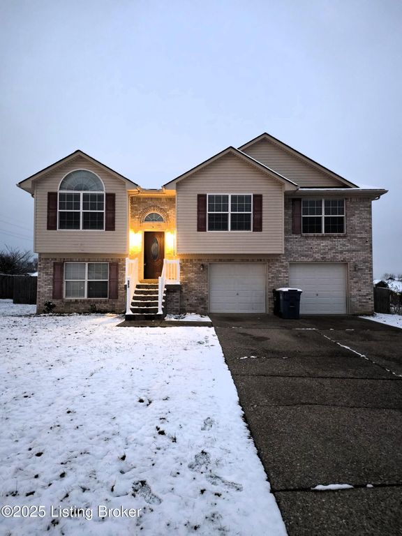 593 Erin Cir, Mt Washington, KY 40047