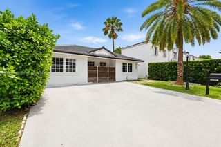 2558 NE 206th Terrace, Aventura, FL 33180