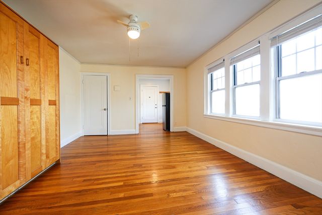 195 Thomas Burgin Pkwy 407, Quincy, MA 02169