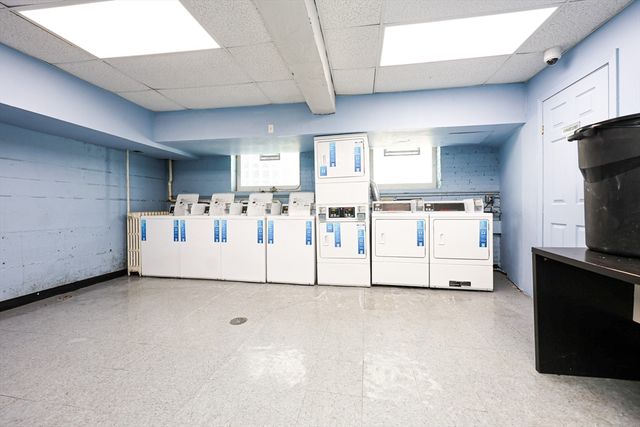 195 Thomas Burgin Pkwy 407, Quincy, MA 02169