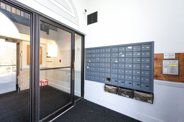 195 Thomas Burgin Pkwy 407, Quincy, MA 02169