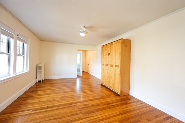 195 Thomas Burgin Pkwy 407, Quincy, MA 02169