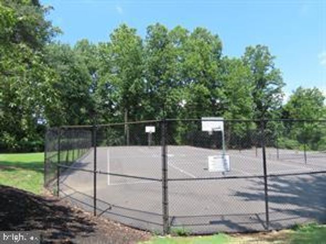 393 RUTGERS CT, Bensalem, PA 19020