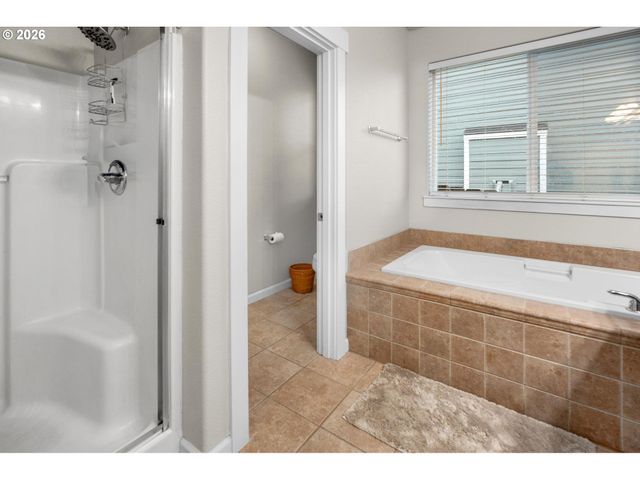 2037 Se CENTURION Way, Gresham, OR 97080