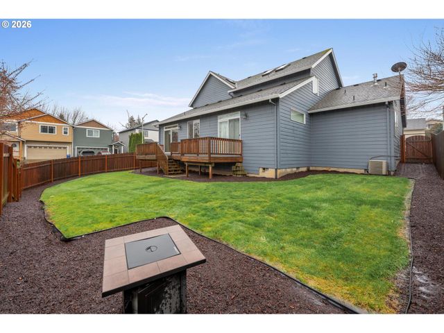 2037 Se CENTURION Way, Gresham, OR 97080