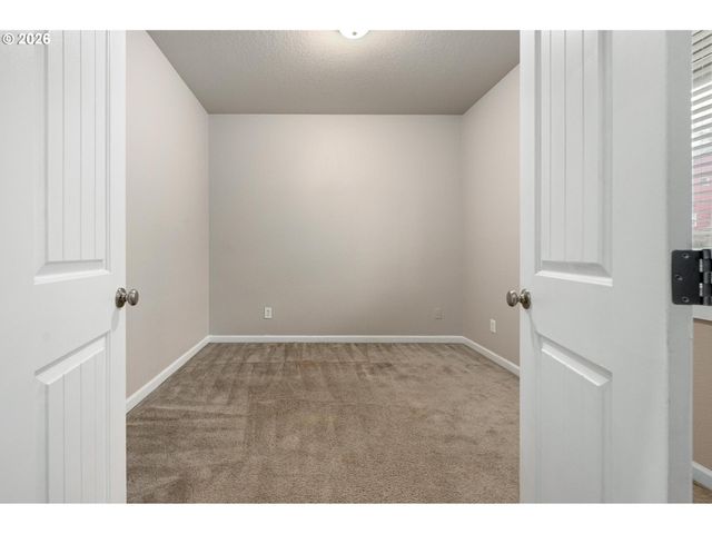 2037 Se CENTURION Way, Gresham, OR 97080