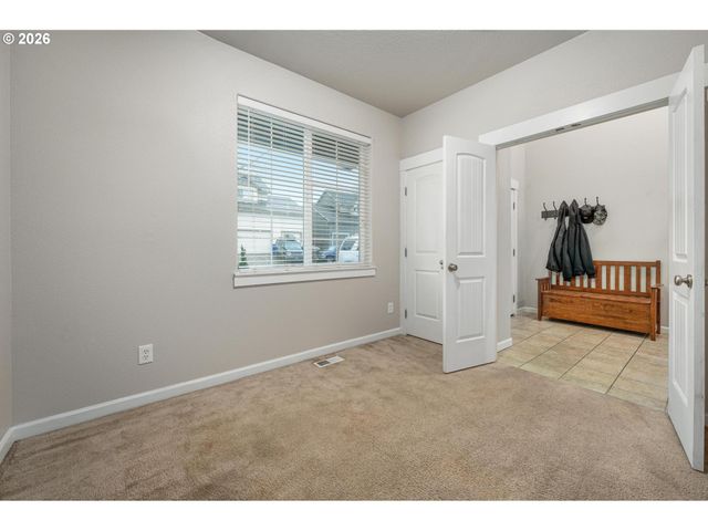 2037 Se CENTURION Way, Gresham, OR 97080