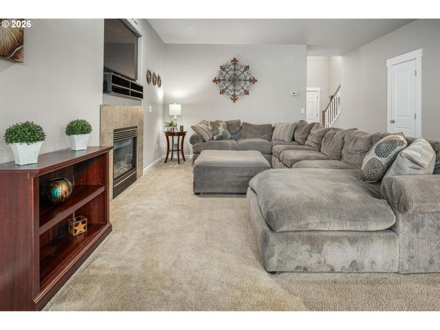 2037 Se CENTURION Way, Gresham, OR 97080