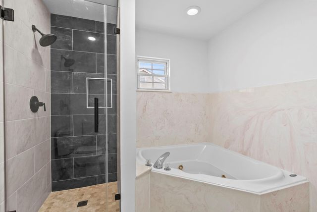 710 W 10th Street, Houston, TX 77008