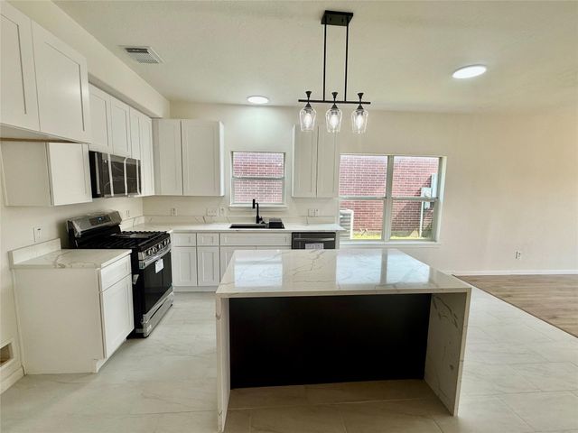 18031 Melissa Springs Drive, Tomball, TX 77375