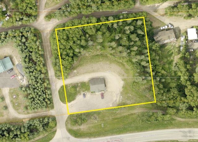 696 DAHL LANE, Fairbanks, AK 99712