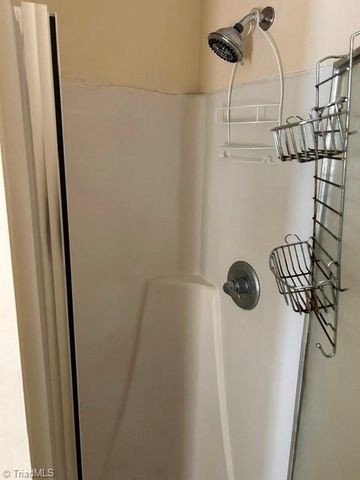 3216 Wellingford Drive, High Point, NC 27265
