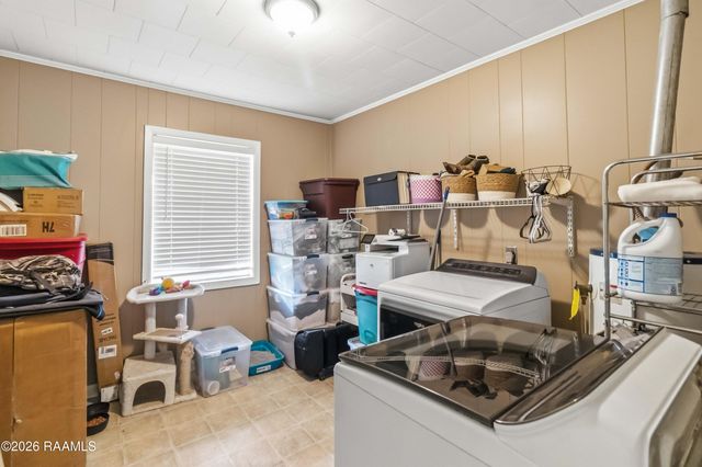 1061 Anse Broussard Highway, Breaux Bridge, LA 70517