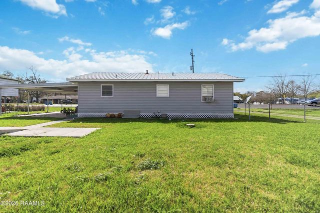 1061 Anse Broussard Highway, Breaux Bridge, LA 70517
