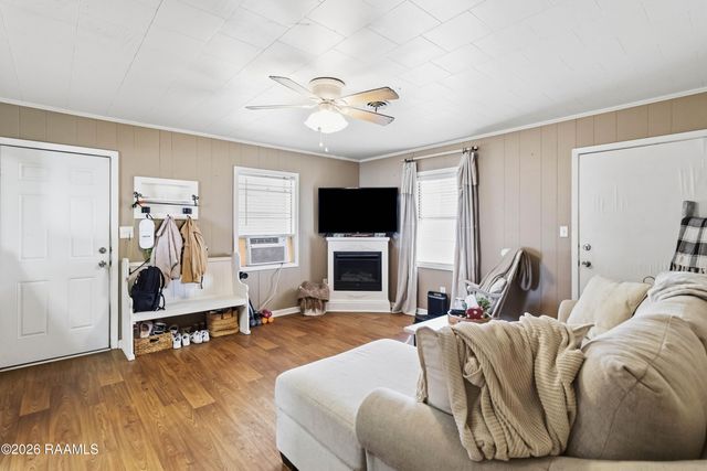 1061 Anse Broussard Highway, Breaux Bridge, LA 70517