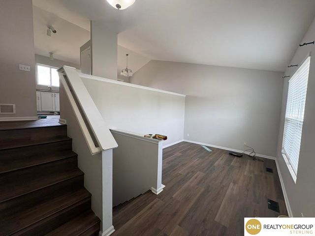 19604 V Street, Omaha, NE 68135