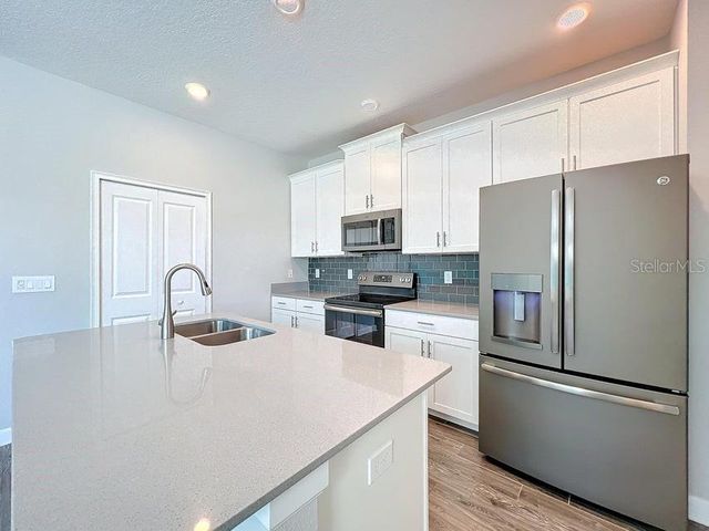 11900 SONNET AVENUE, Orlando, FL 32832