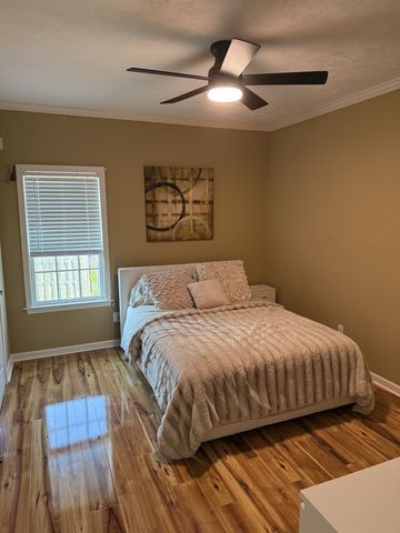 8726 CARRIAGE CREEK RD, Arlington, TN 38002