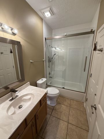 8726 CARRIAGE CREEK RD, Arlington, TN 38002