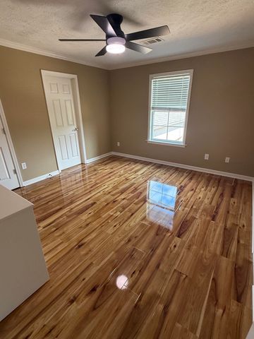 8726 CARRIAGE CREEK RD, Arlington, TN 38002